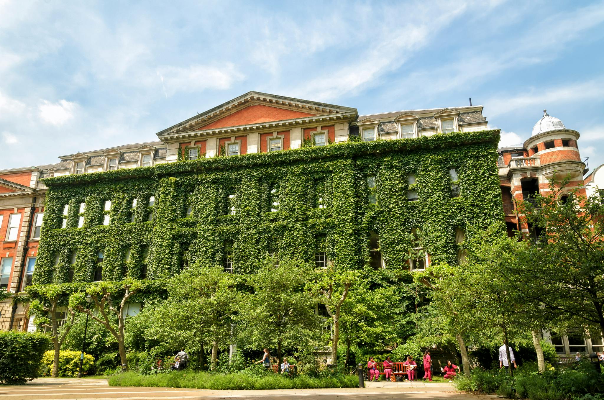 Kings College London