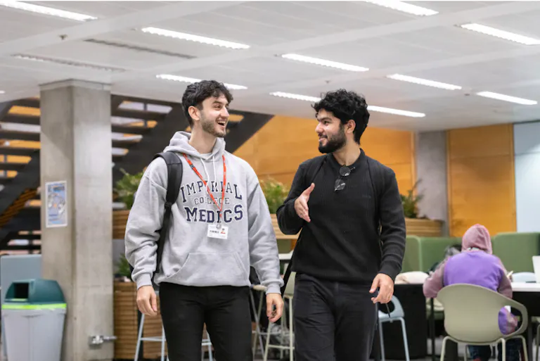 Students walking Imperial VC